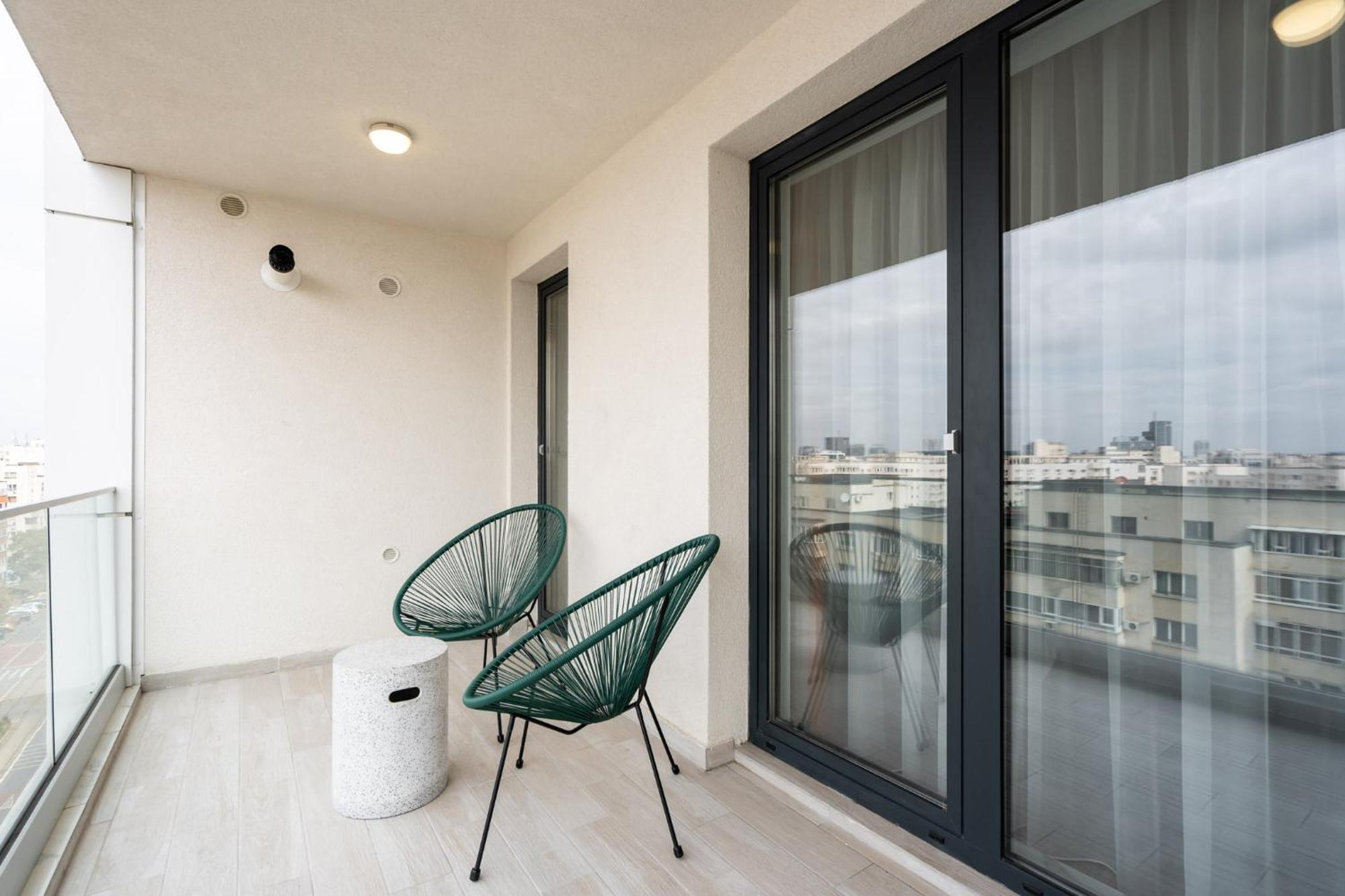 Classy Sassy - Elegant Escape In Timpuri Noi Bucarest Esterno foto