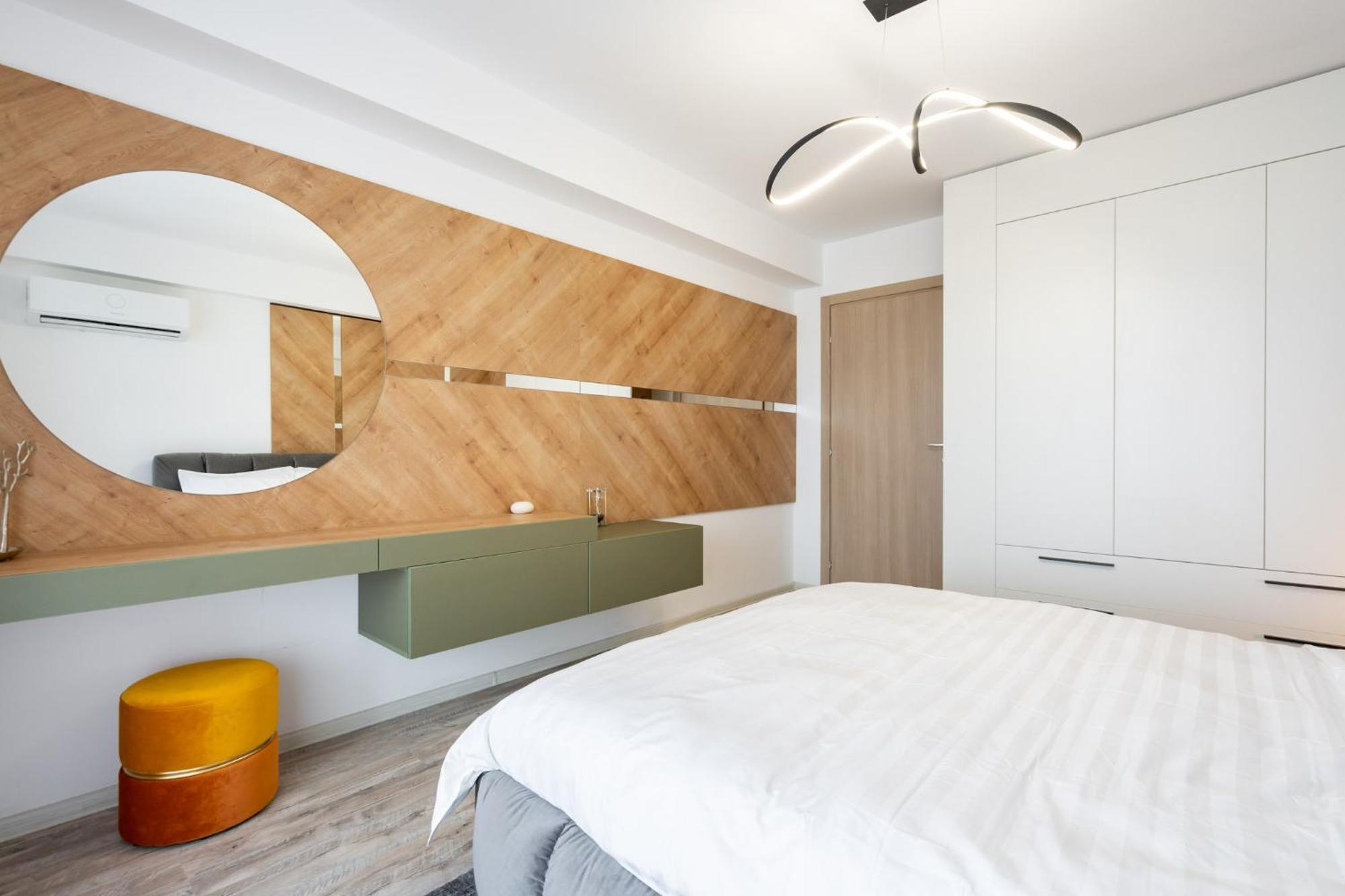 Classy Sassy - Elegant Escape In Timpuri Noi Bucarest Esterno foto